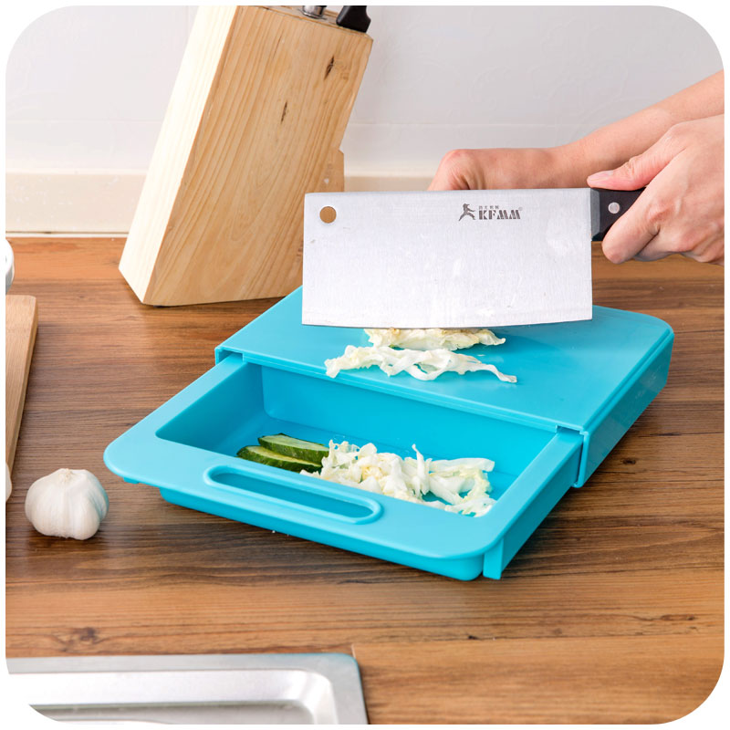 Multifunctional chopping board with drain basket