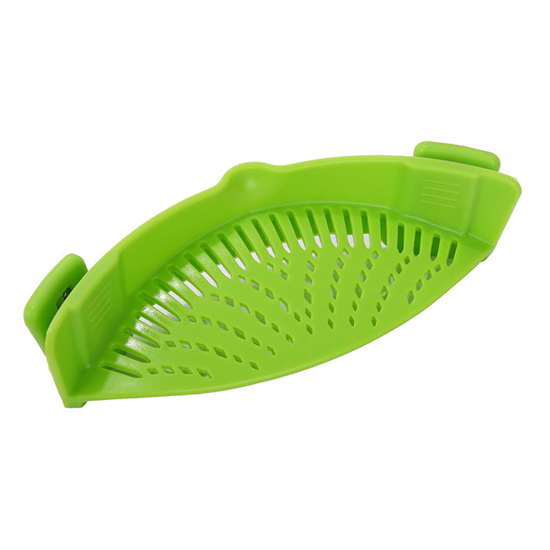 Compact kitchen strainer for everyday food preparation