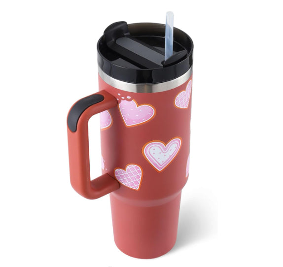 Insulated tumbler handle detail