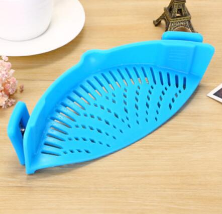 Pot strainer close-up view