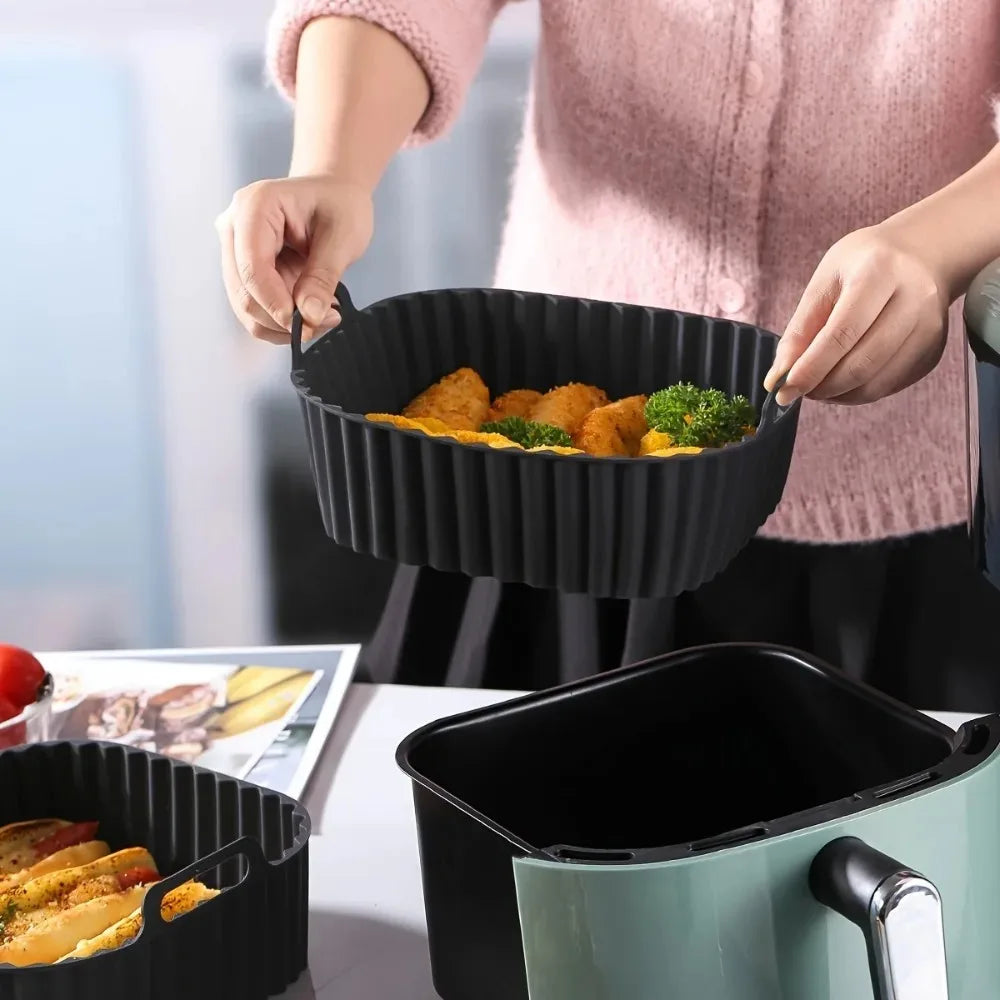Reusable Silicone Air Fryer Liner – Non-Stick Baking Tray (4–7QT)